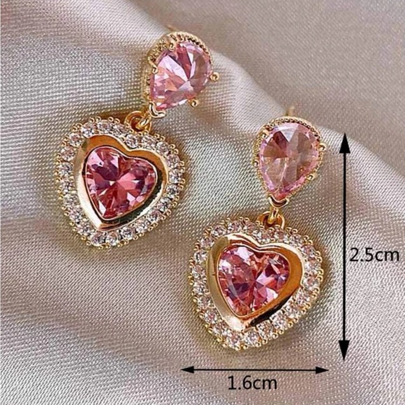 Coming soon! Cubic Zirconia Heart Earrings - Picture 6 of 7